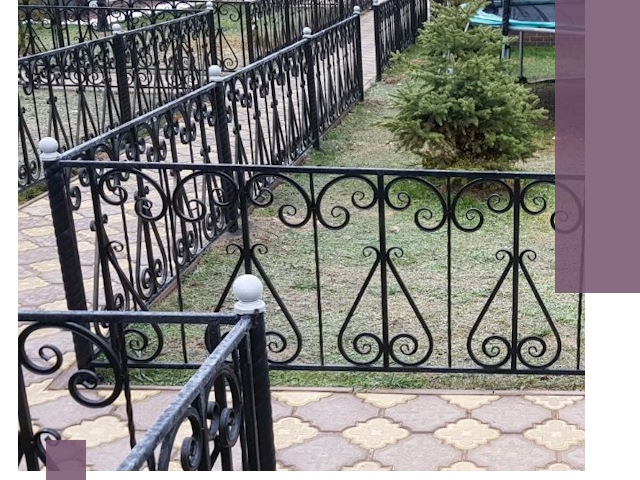 Кованые газонные ограждения под ключ в Каменске-Шахтинском
